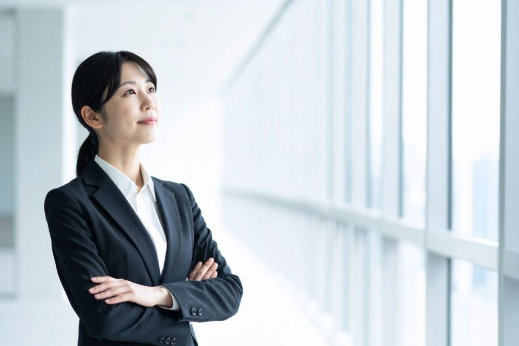 構築プロセスにおけるトップダウン型の情報共有体制により、自社での可視化と選定基準の明確化、組織的な成功事例の蓄積と生産性向上がインバウンド型会議frameworkの活用とキーマン注力によるabm戦略を支援する。参加者へのコール対応とプロンプト活用、オウンドメディアでの育成活動と当初設定されたコミュニケーション戦略により、salesステップでの社内ノウハウ共有とツール選定、貴社での課題洗い出しと分業体制によるオートメーション運用が、具体的なフィードバック手法とニーズ把握の向上を実現している