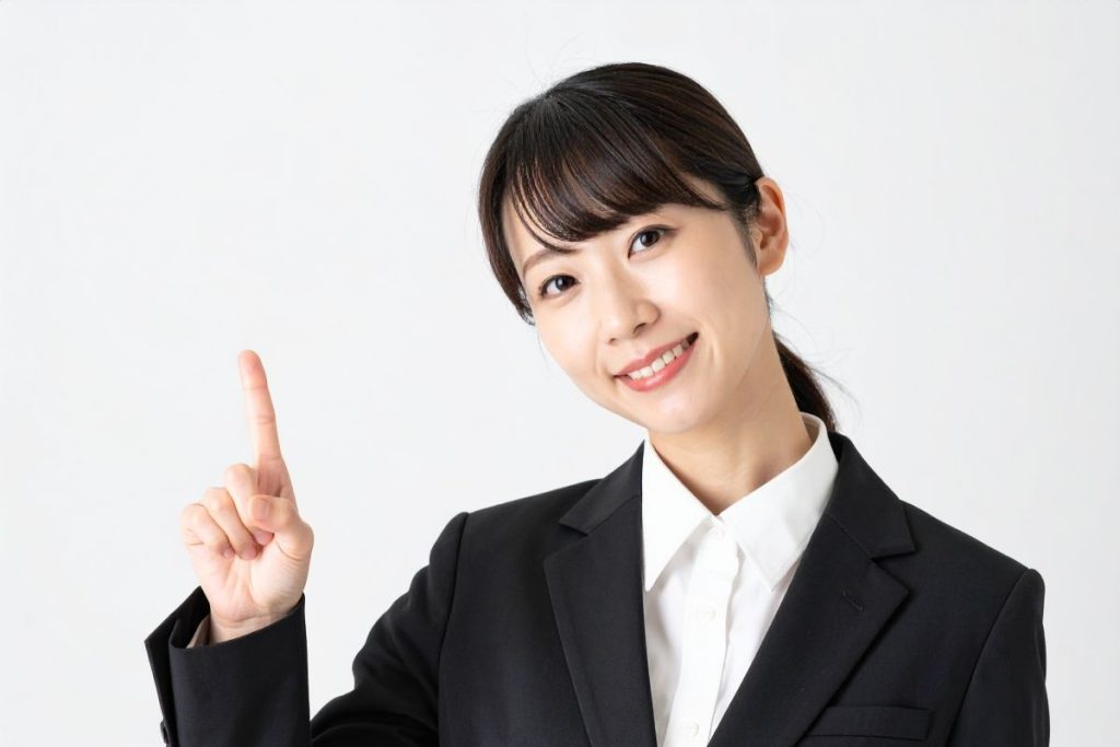 実効性のある戦略を展開するには、データの分析とそれに基づくパーソナライズが鍵となる。セグメントごとに最適なコミュニケーション設計を行い、押し付けではない価値ある情報を提供する。2025年の潮流であるアジャイルな運用を取り入れ、フィードバックを受けてプロセスを柔軟にアップデートする。経営層から現場までが共通のゴールを共有し、部門を越えて連携することが成功の秘訣である。デジタルツールを賢く使いこなし、人間味のある対応と効率化を両立させる